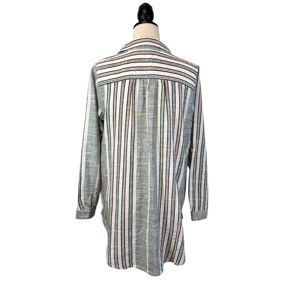 Soft Surroundings Boho Tunic Gray White Stripe Embroidered Floral V-Neck, Size M - Picture 7 of 13